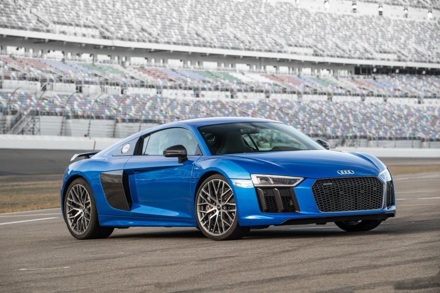  Audi R8 V10 Plus 2016 года  (NA) (фото 1 из 25)